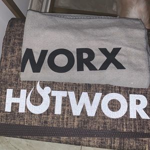 Hotworx mat and towel